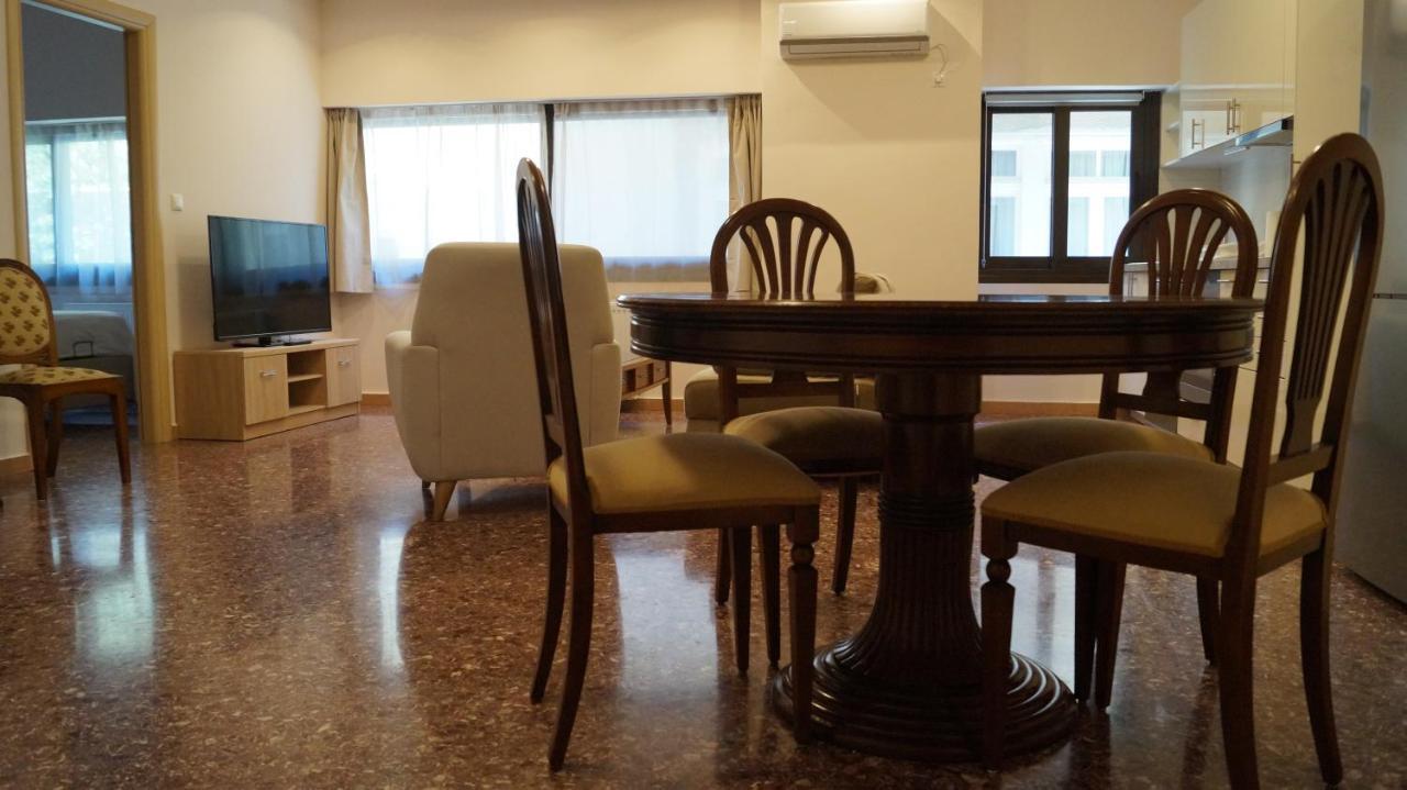 Luxury Apartment In Plaka - Acropolis Athena Bagian luar foto