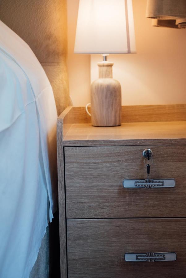Luxury Apartment In Plaka - Acropolis Athena Bagian luar foto
